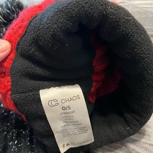 Black and red thick knit beanies